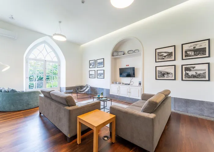 Azores Youth Hostels - Sao Miguel